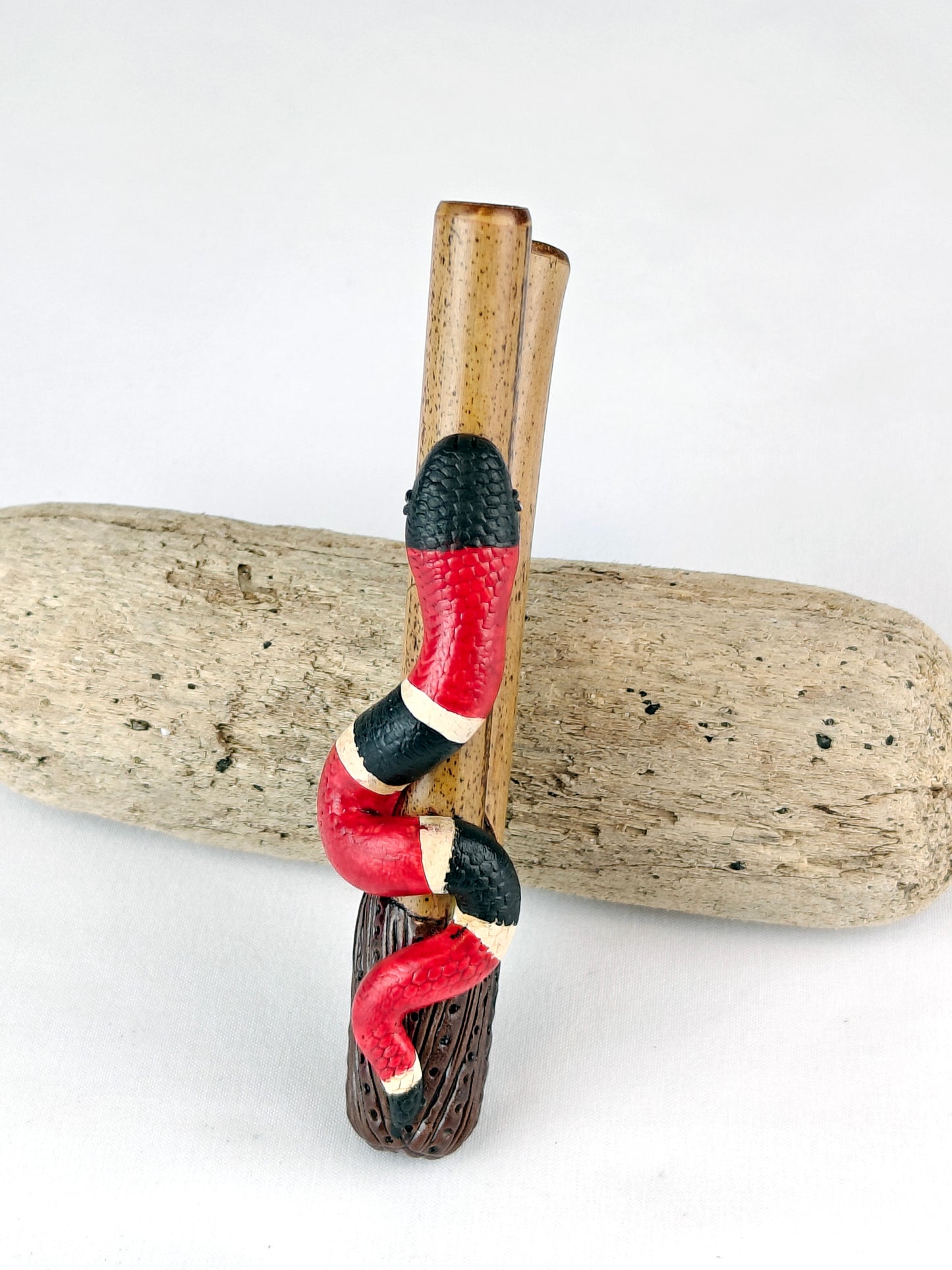Kuripe Serpent Coral